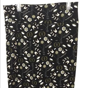 Lularoe Cassie Medium